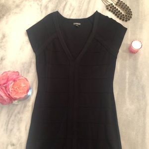 🎉HP🎉 🖤Express BodyCon Wrap Dress🖤